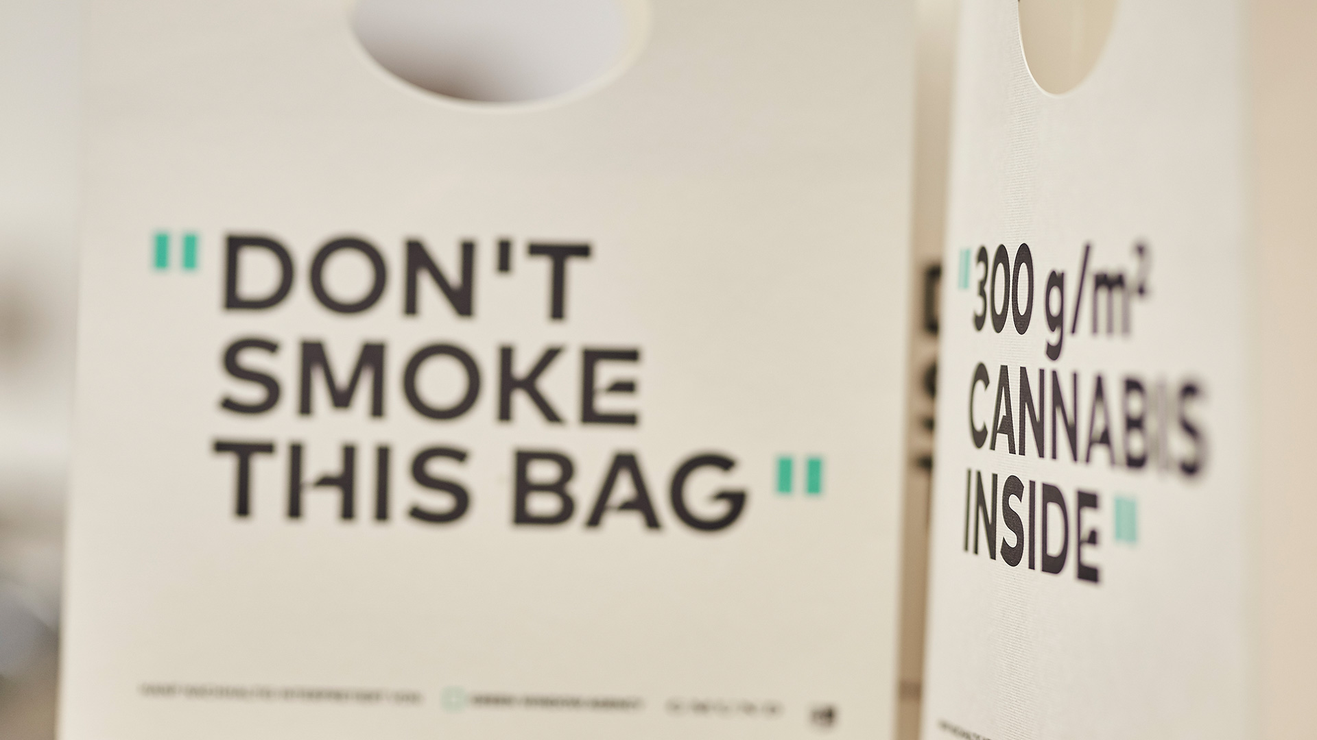 Paper bags made of hemp paper. Gmund Hanf