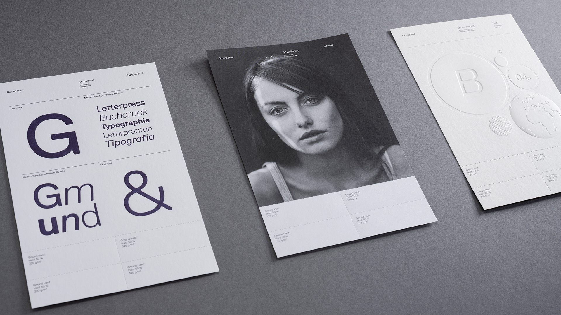 Drei Musterseiten im Buchdruck und Offsetdruck auf dem nachhaltigen Gmund Hanf Papier